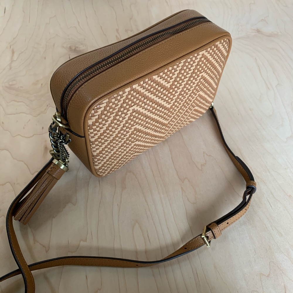 MICHAEL KORS Acorn Crossbody Camera Leather Bag
